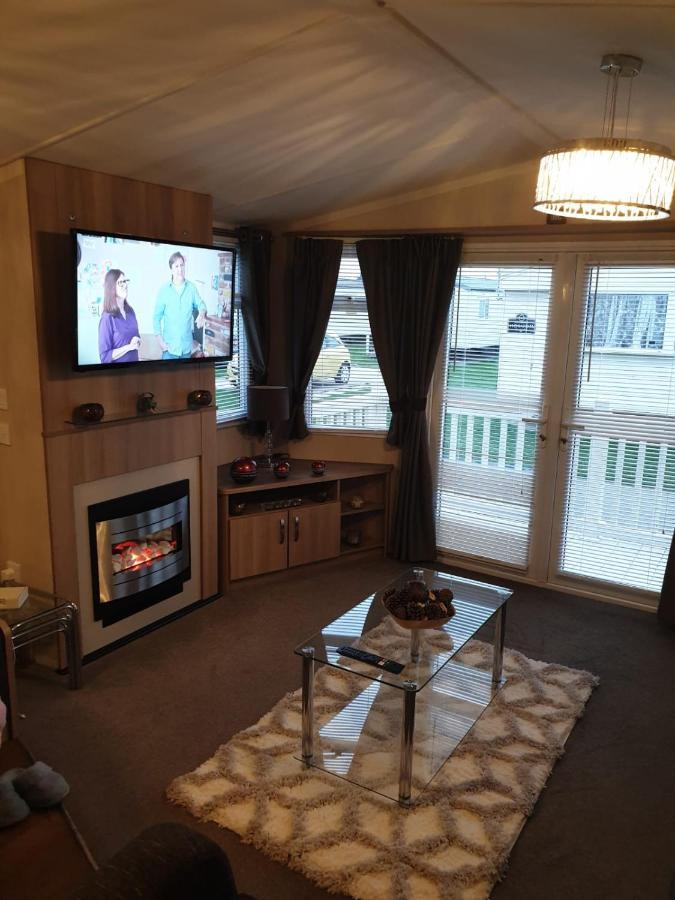 Appartamento Swift Burgundy Prestatyn Esterno foto